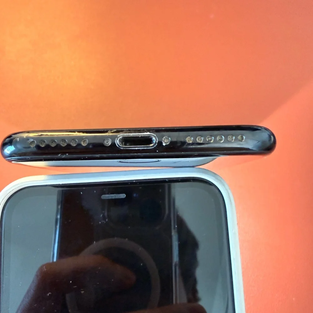 iPhone 7 jet black unlocked